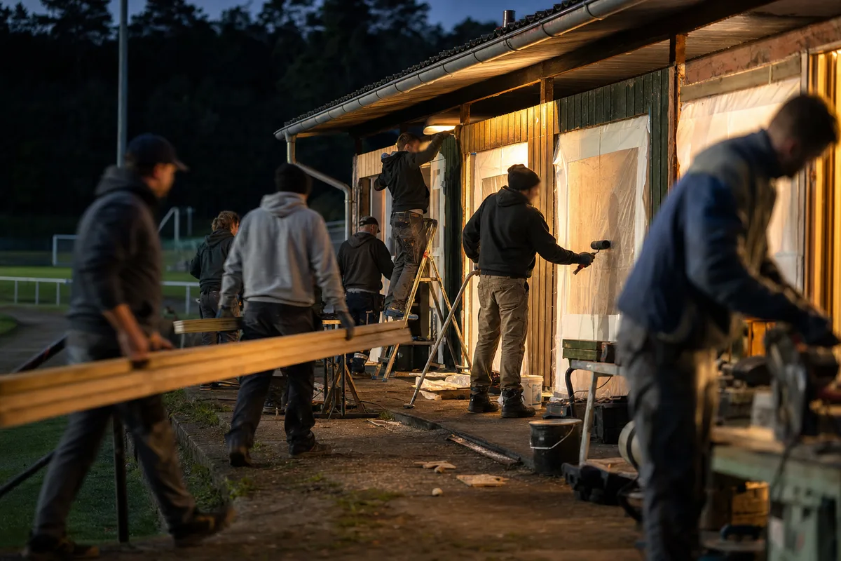 Vereinsheim renovieren mit Freiwilligen: so gelingt der Umbau